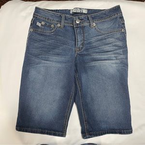 17/21 exclusive, denim shorts, size 4